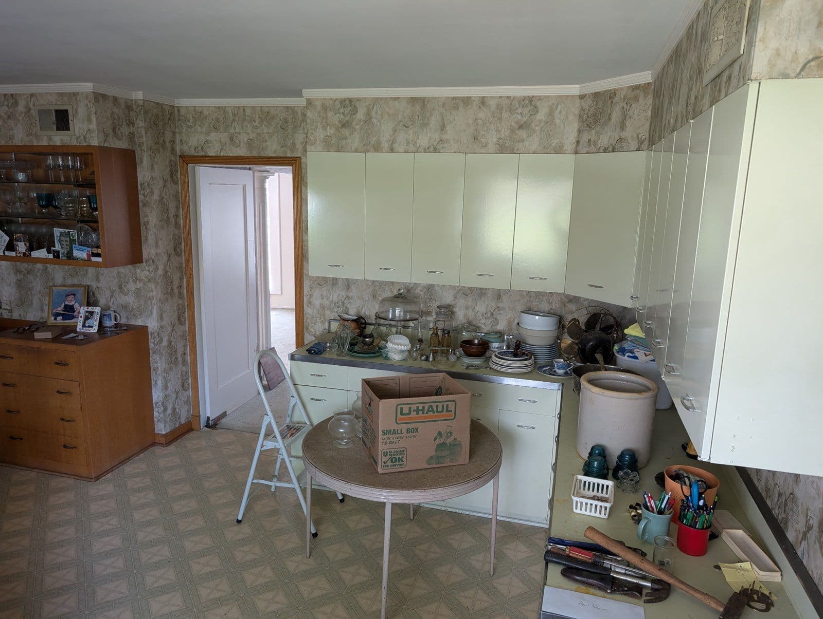 Gallery photos for Whole Home Remodel Begins with Kitchen and Living Area Demolition: Image #1